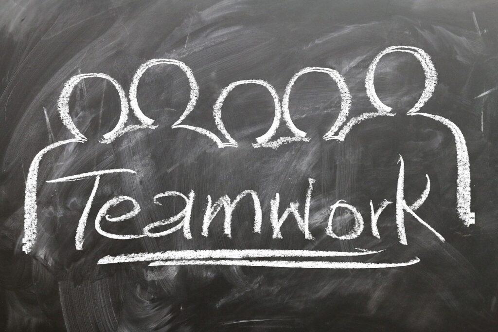 teamwork, team, blackboard blackboard-2188038.jpg